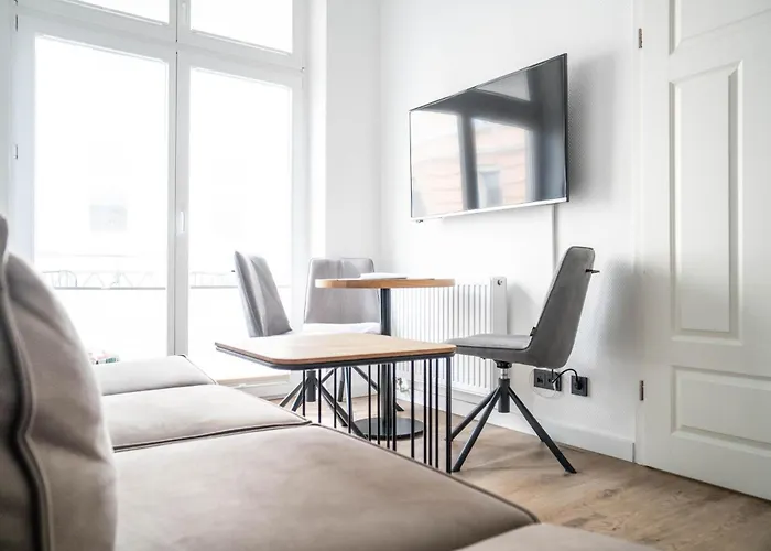 Johouse Apartment 4
